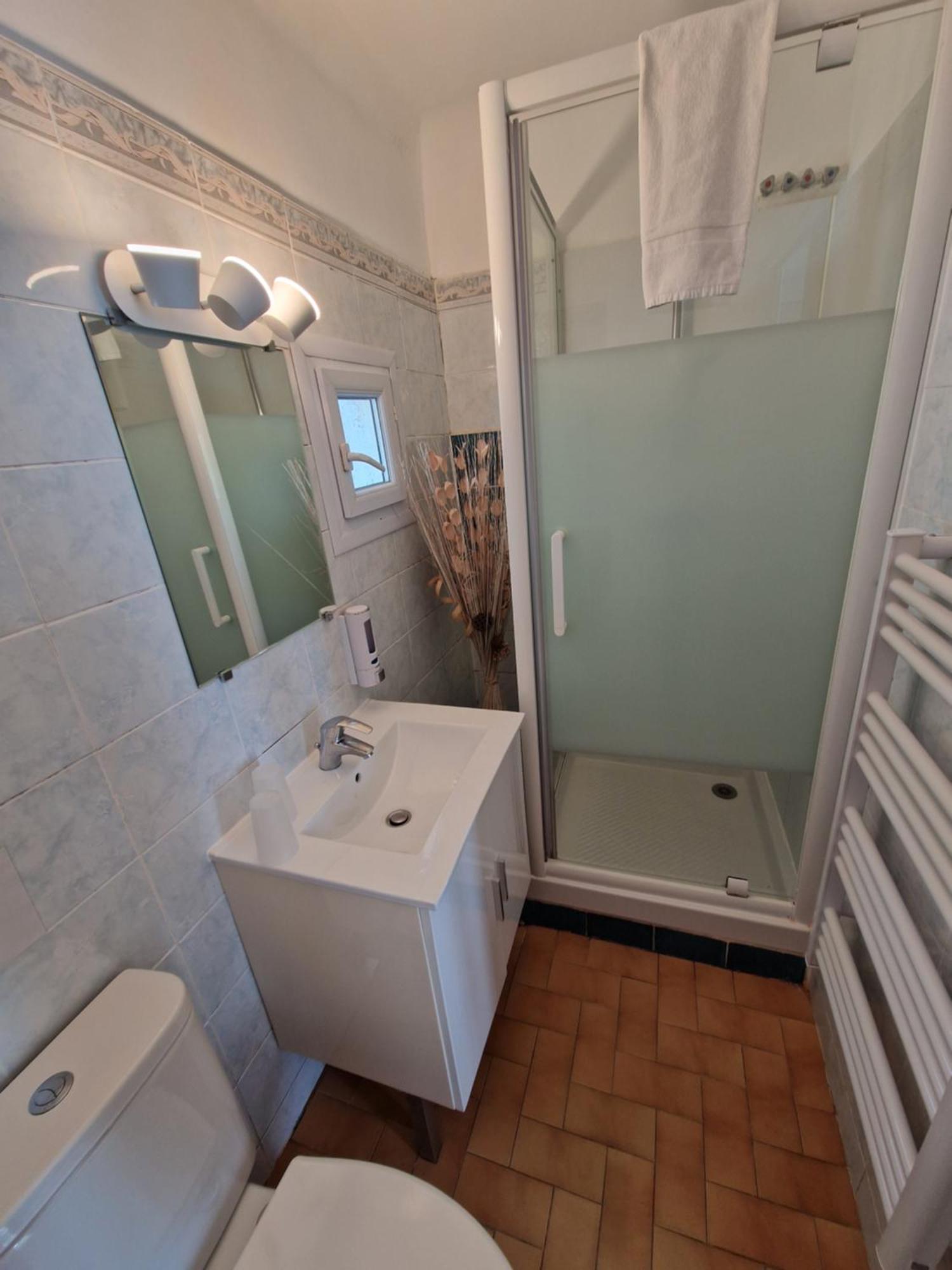 Le Cosy Hotel Сен-Агулф Екстериор снимка